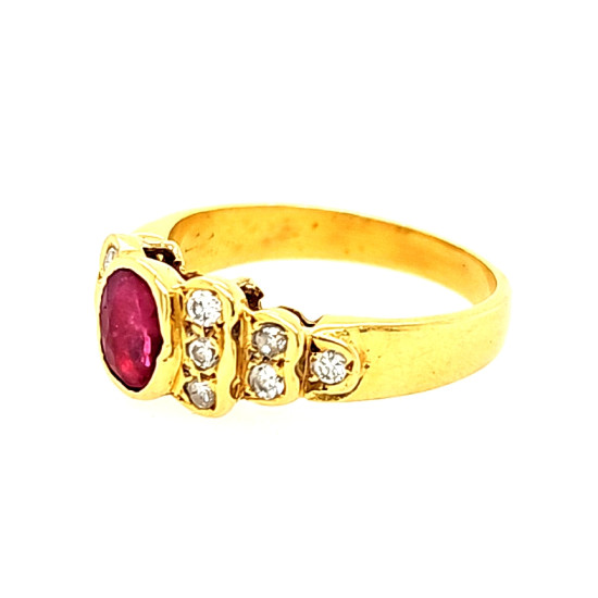 Pre Owned 18ct Ruby and Diamond Ring ZP805